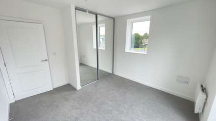 Bird Close, Highgate, Image 8