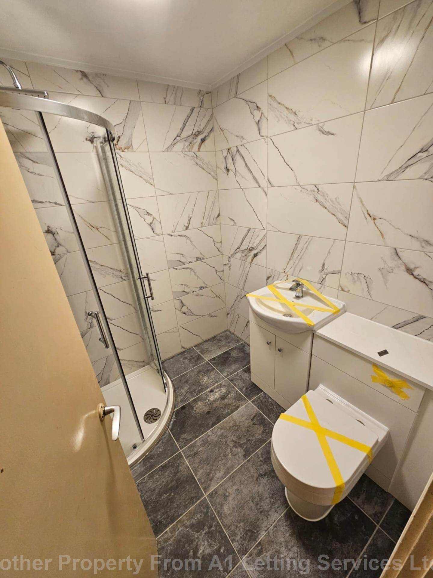 Campion Close, Chelylesmore, Coventry, Image 6