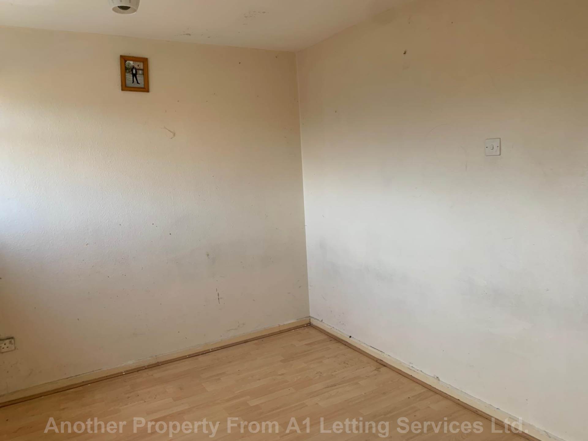 Campion Close, Chelylesmore, Coventry, Image 7