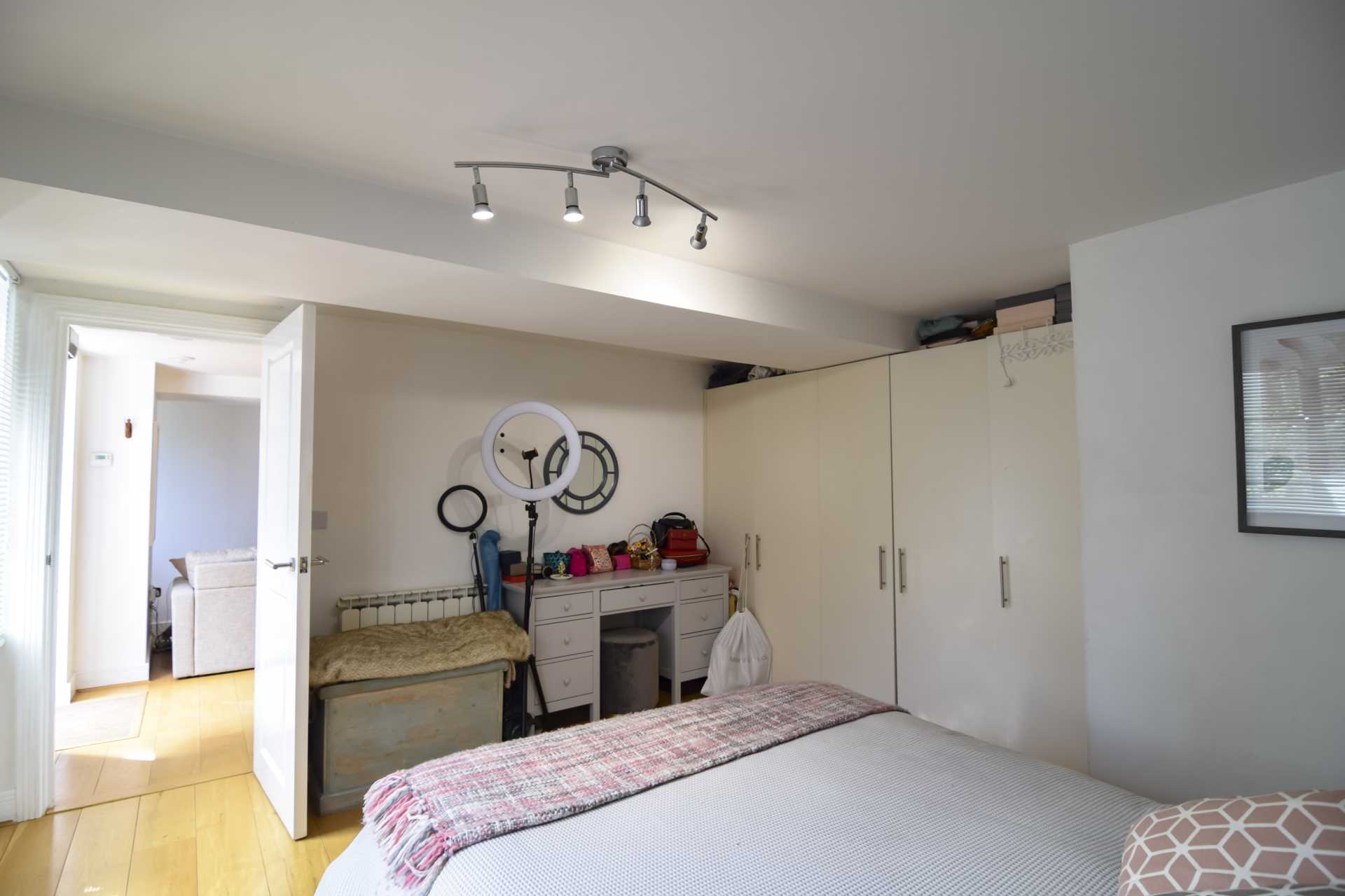 1 Bedroom apartment - Trinity, Image 8