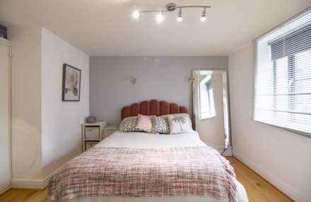 1 Bedroom apartment - Trinity, Image 7