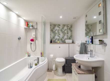 Hautmont House Apts, Le Mont Millais, St Helier, Image 12