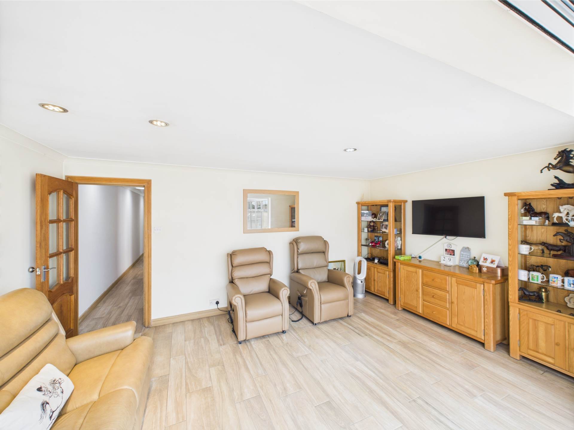 Holmgate Court, Claremont Road, Image 9