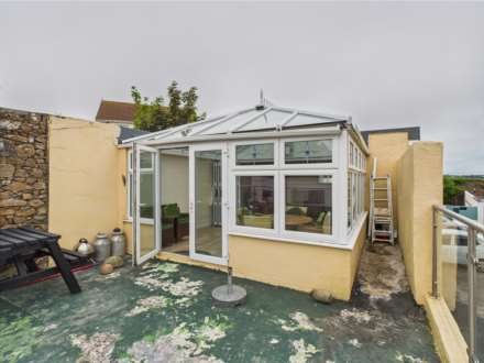 Holmgate Court, Claremont Road, Image 10