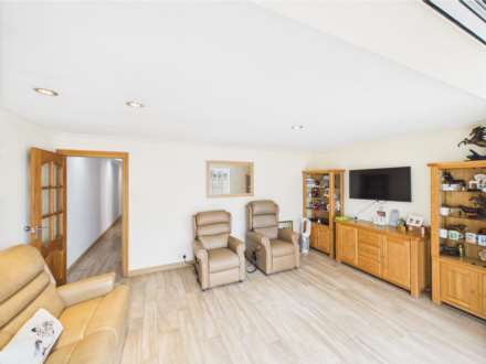 Holmgate Court, Claremont Road, Image 9
