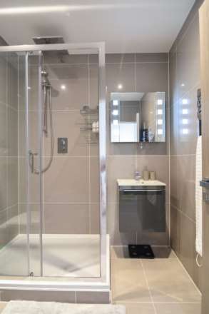 Don Street, St Helier, Image 8