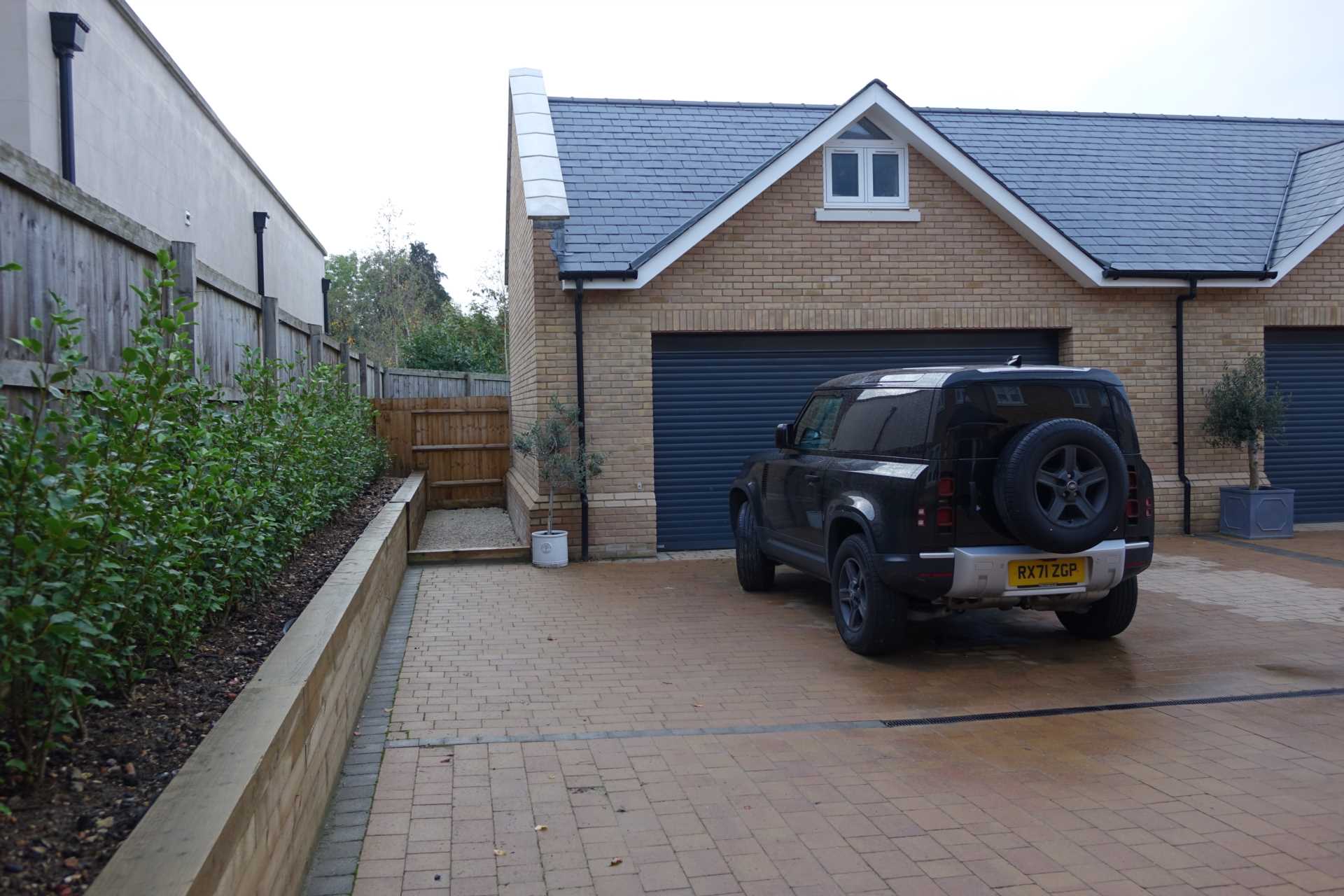 Wellingtonia Drive, Crookham Common, Image 10