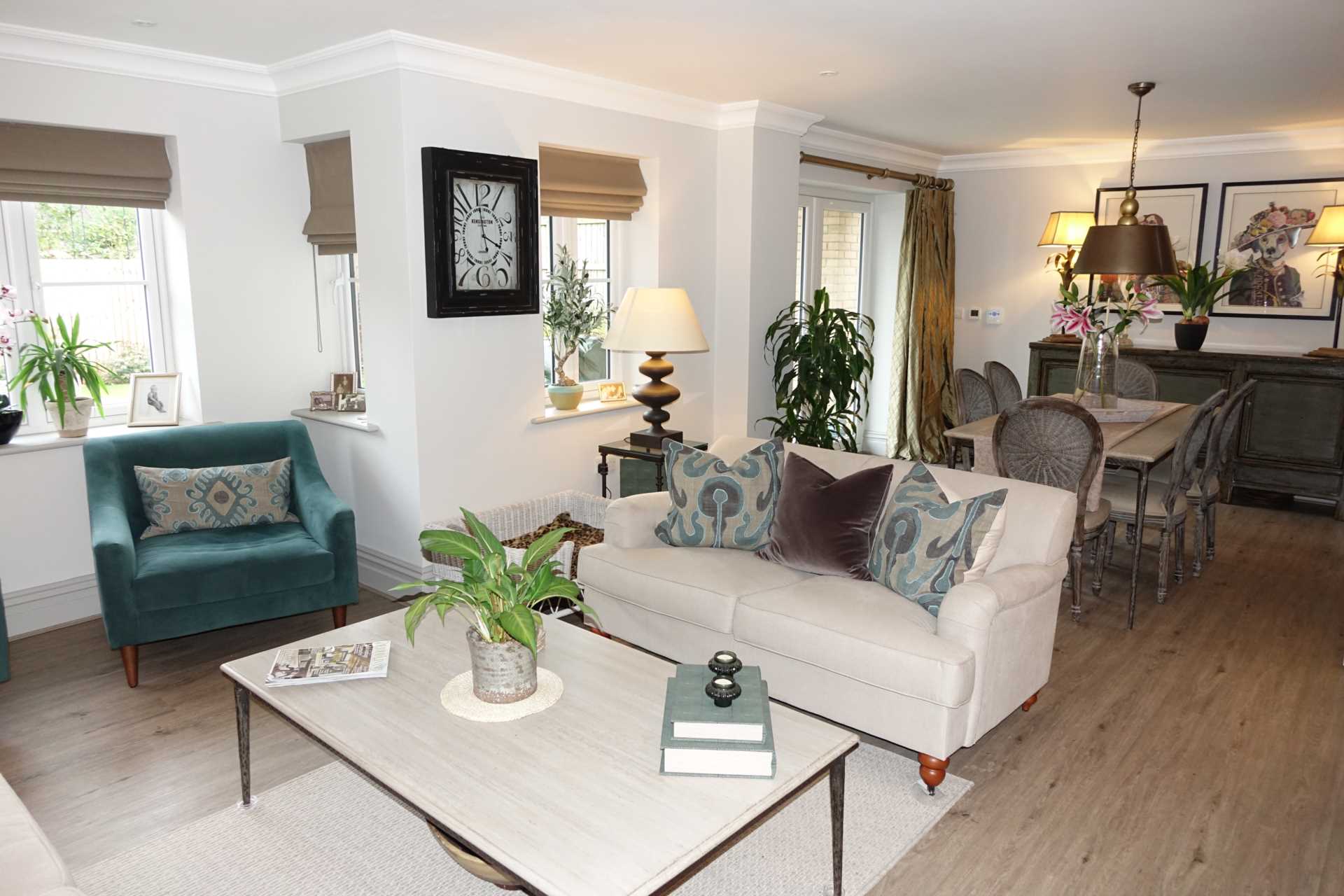 Wellingtonia Drive, Crookham Common, Image 7