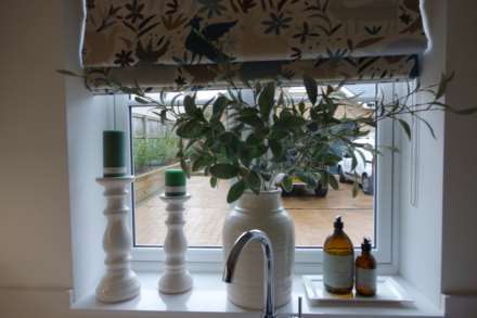 Wellingtonia Drive, Crookham Common, Image 19