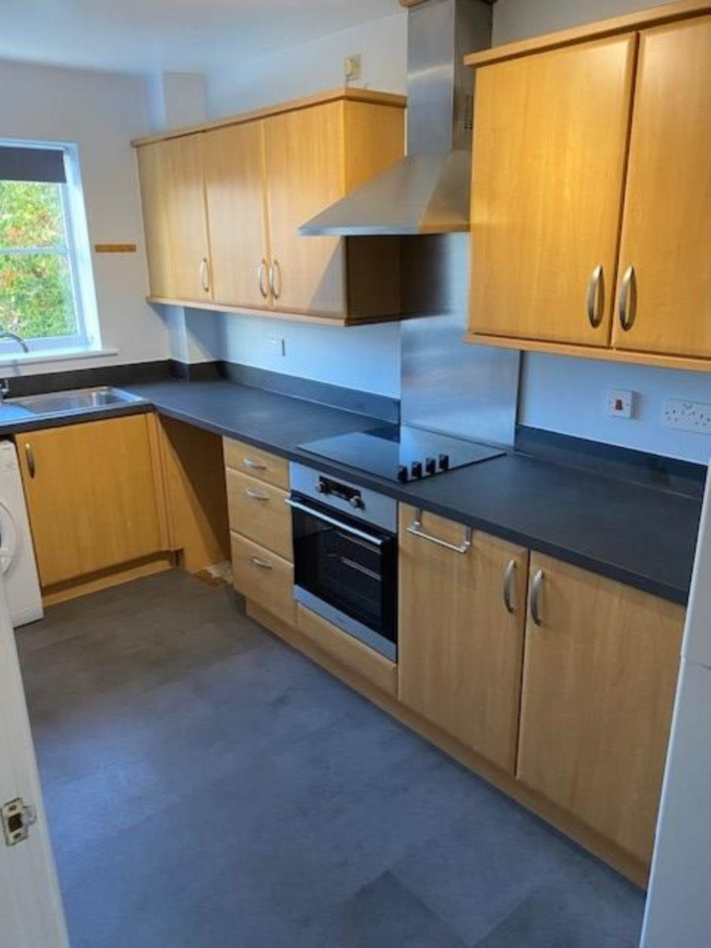 Avenue Heights, Reading, Image 3