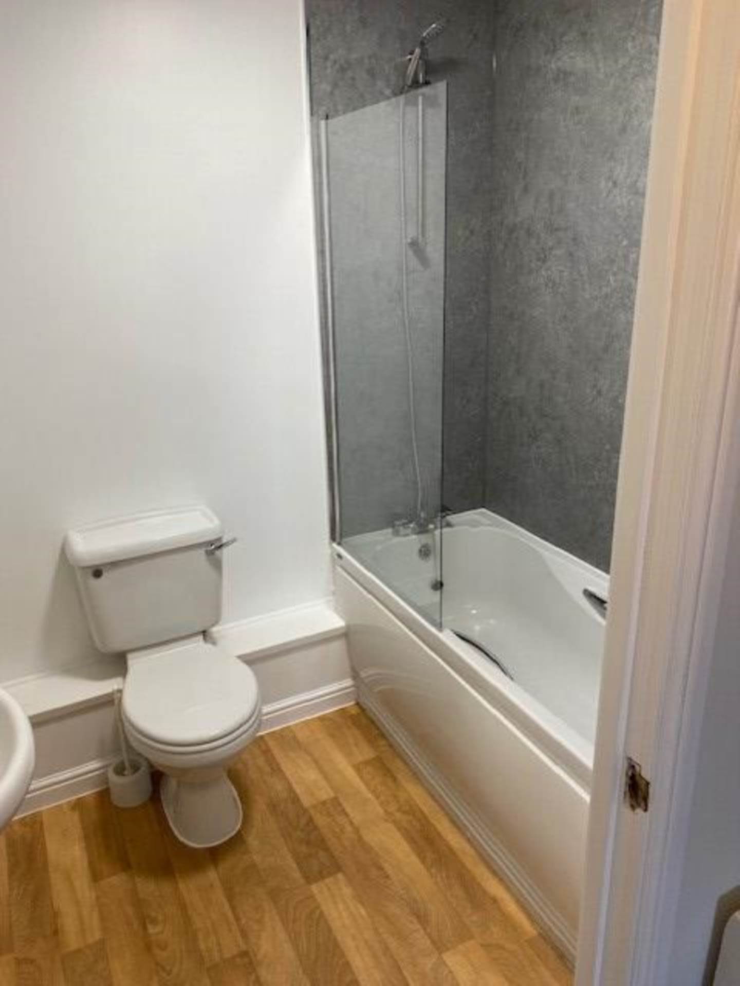 Avenue Heights, Reading, Image 7