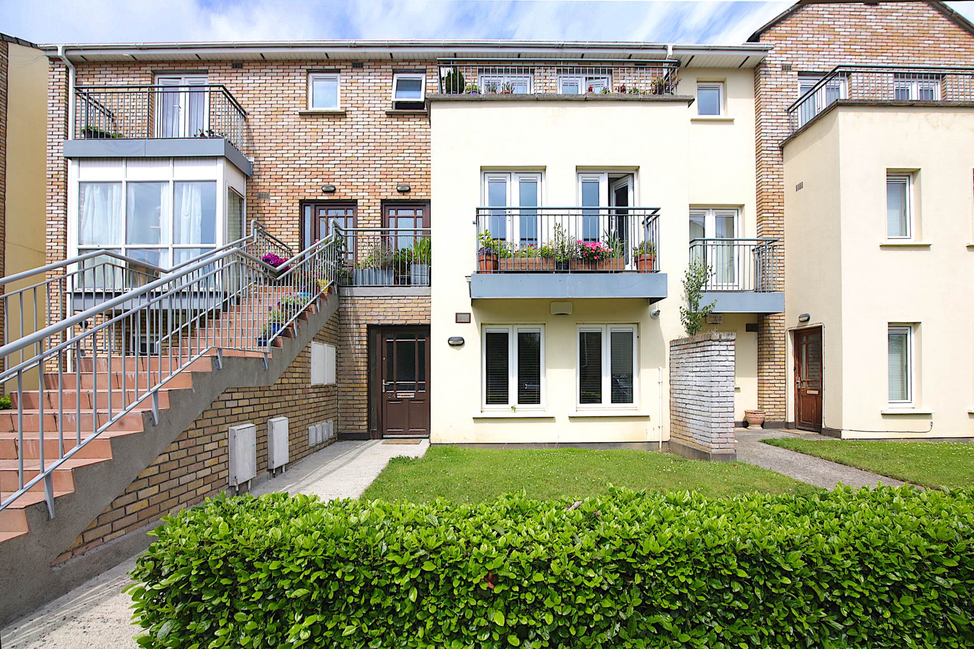 24 Erris Square, Waterville, Blanchardstown, Dublin 15, D15 XR26