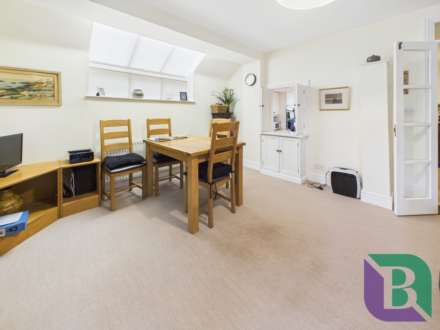 Aspley Hill, Woburn Sands, Image 9