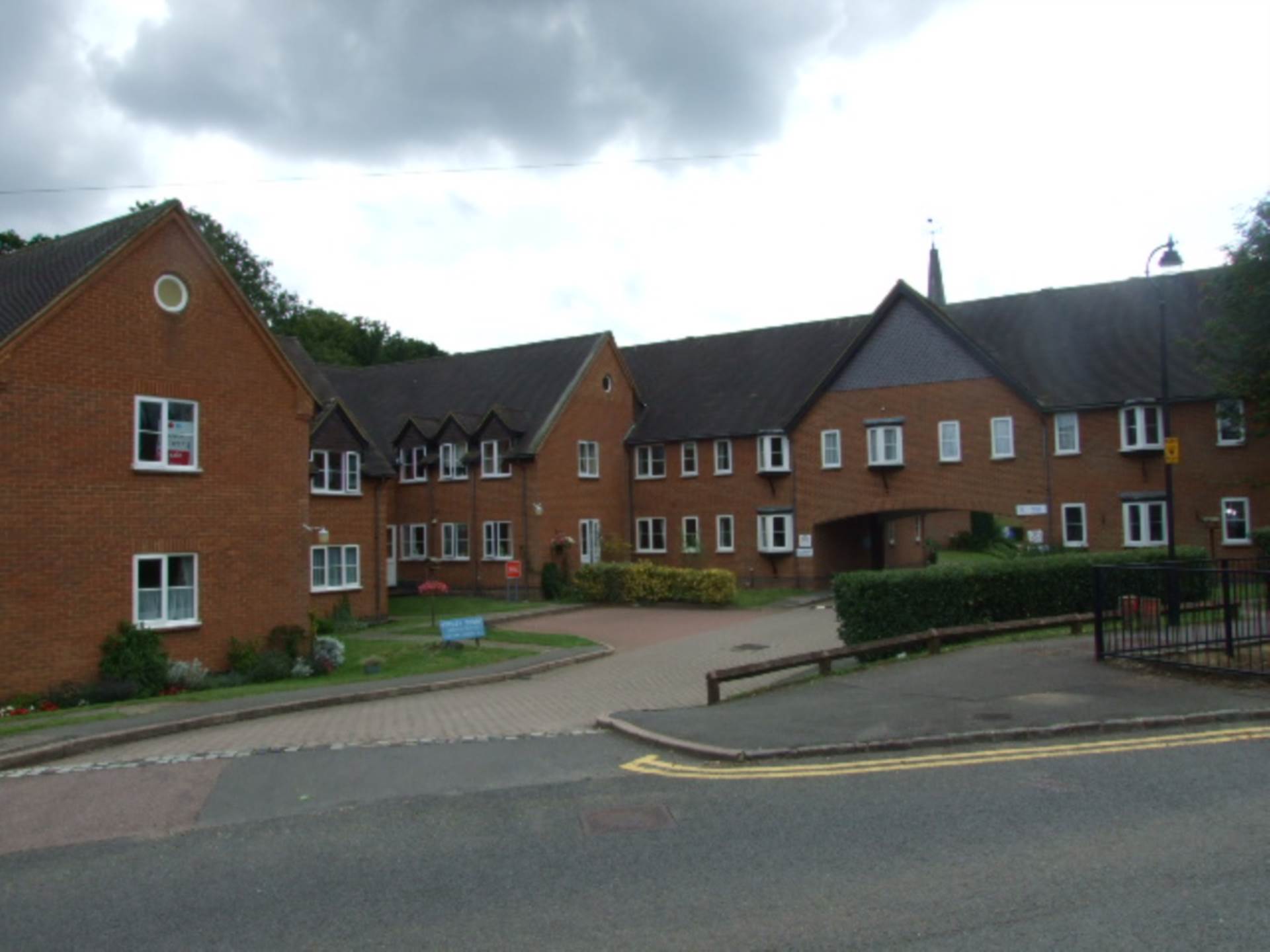 Aspley Court, Woburn Sands, Image 8