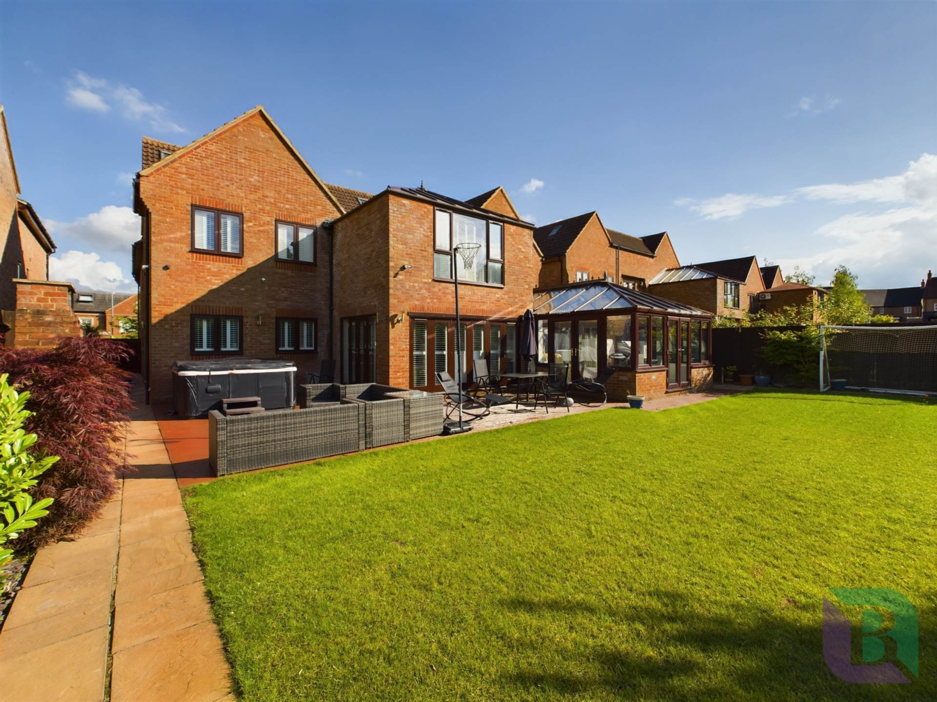 Ashford Crescent, Grange Farm, Image 36