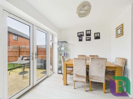 Burney Drive, Glebe Farm, Image 4