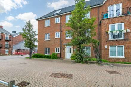 Blacksmiths Way, Woburn Sands, Image 1