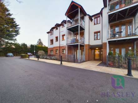 Club Lane, Woburn Sands, Image 1
