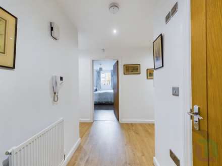 Club Lane, Woburn Sands, Image 14