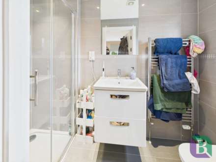 Larkswood Close, Milton Keynes, Image 12