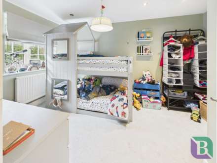 Larkswood Close, Milton Keynes, Image 13