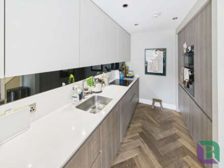 Larkswood Close, Milton Keynes, Image 4