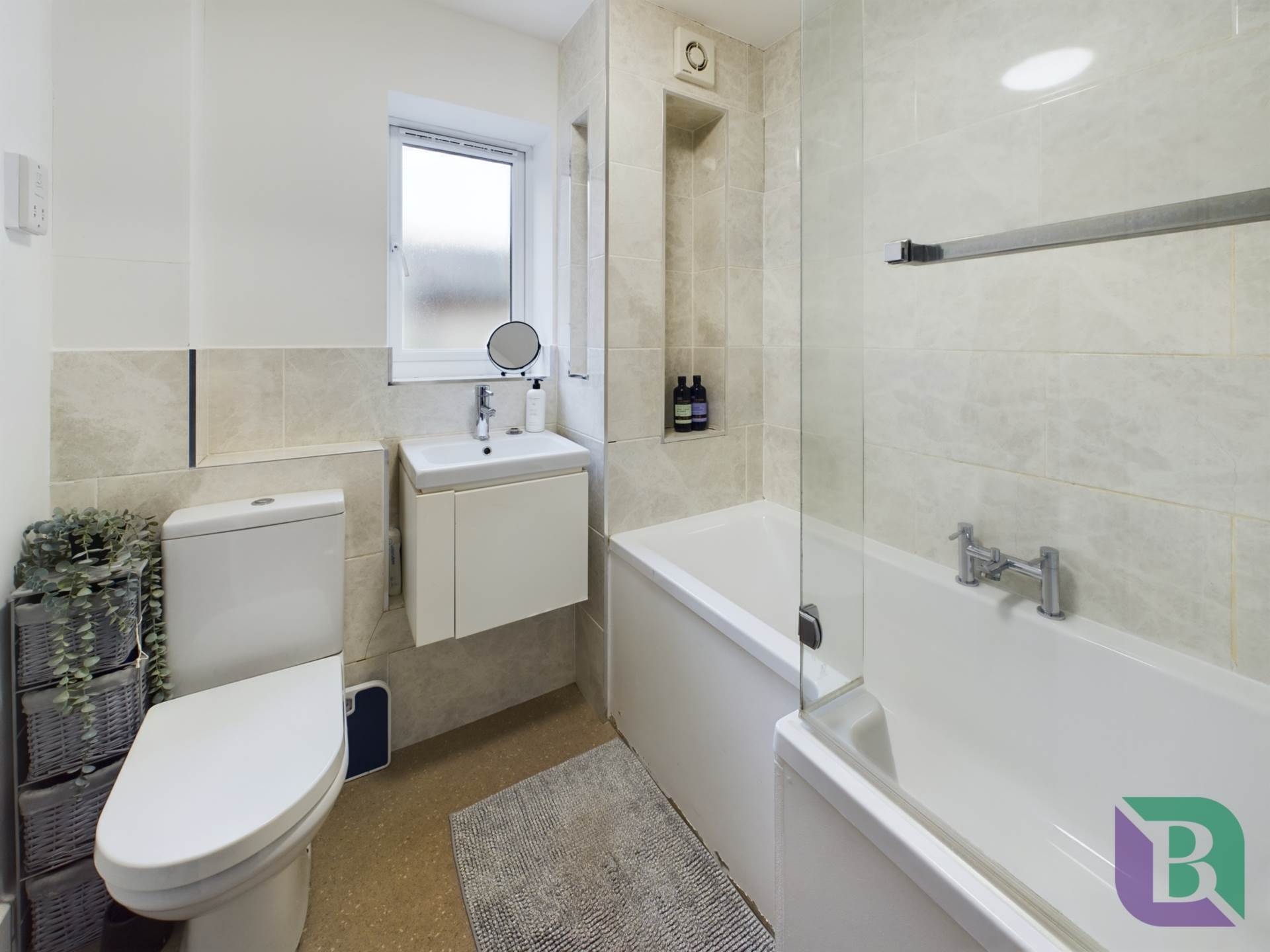 Bedford Road, Aspley Guise, Image 16