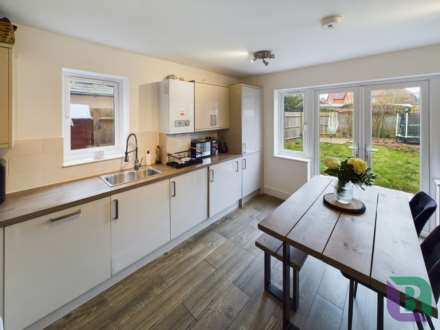Bedford Road, Aspley Guise, Image 6
