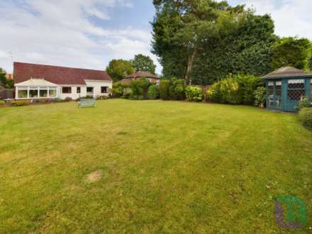 Weathercock Lane, Woburn Sands, Image 15