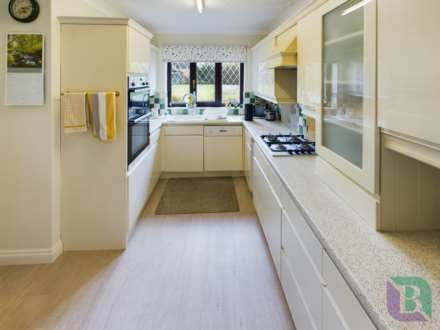 Weathercock Lane, Woburn Sands, Image 6