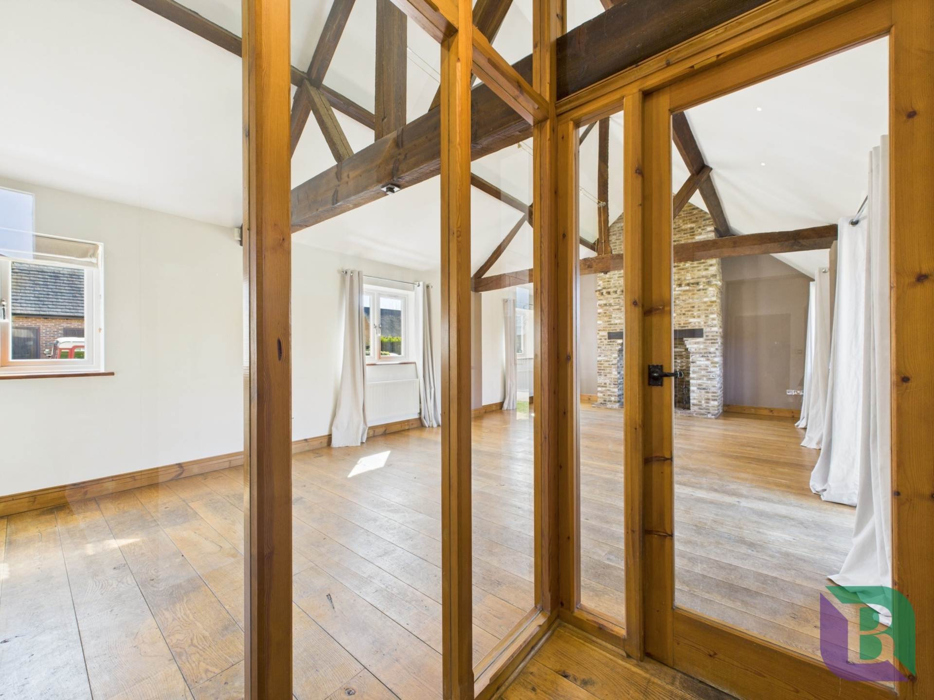 Herne Poplar Farm, Toddington, Image 10