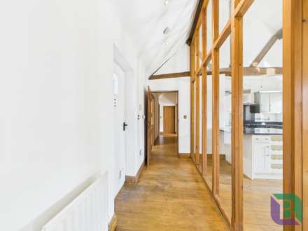 Herne Poplar Farm, Toddington, Image 11