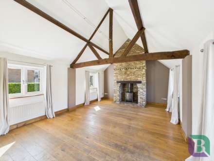 Herne Poplar Farm, Toddington, Image 2