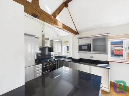 Herne Poplar Farm, Toddington, Image 8