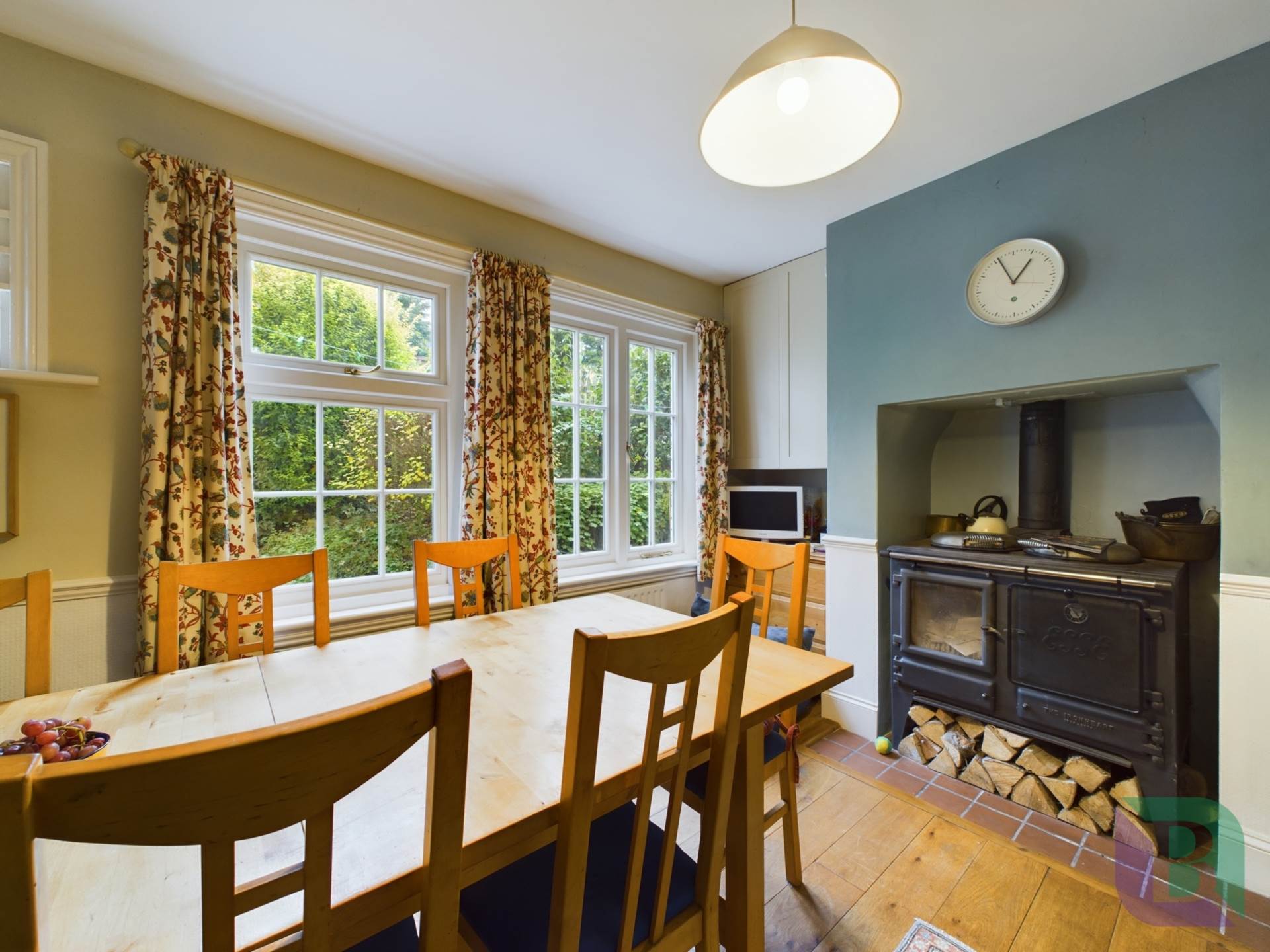 Church Road, Woburn Sands, Image 5