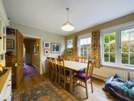Church Road, Woburn Sands, Image 4