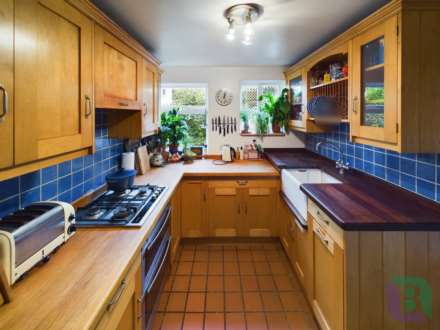 Church Road, Woburn Sands, Image 7