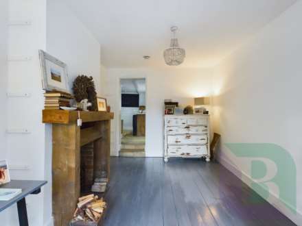 George Street, Woburn, Image 6
