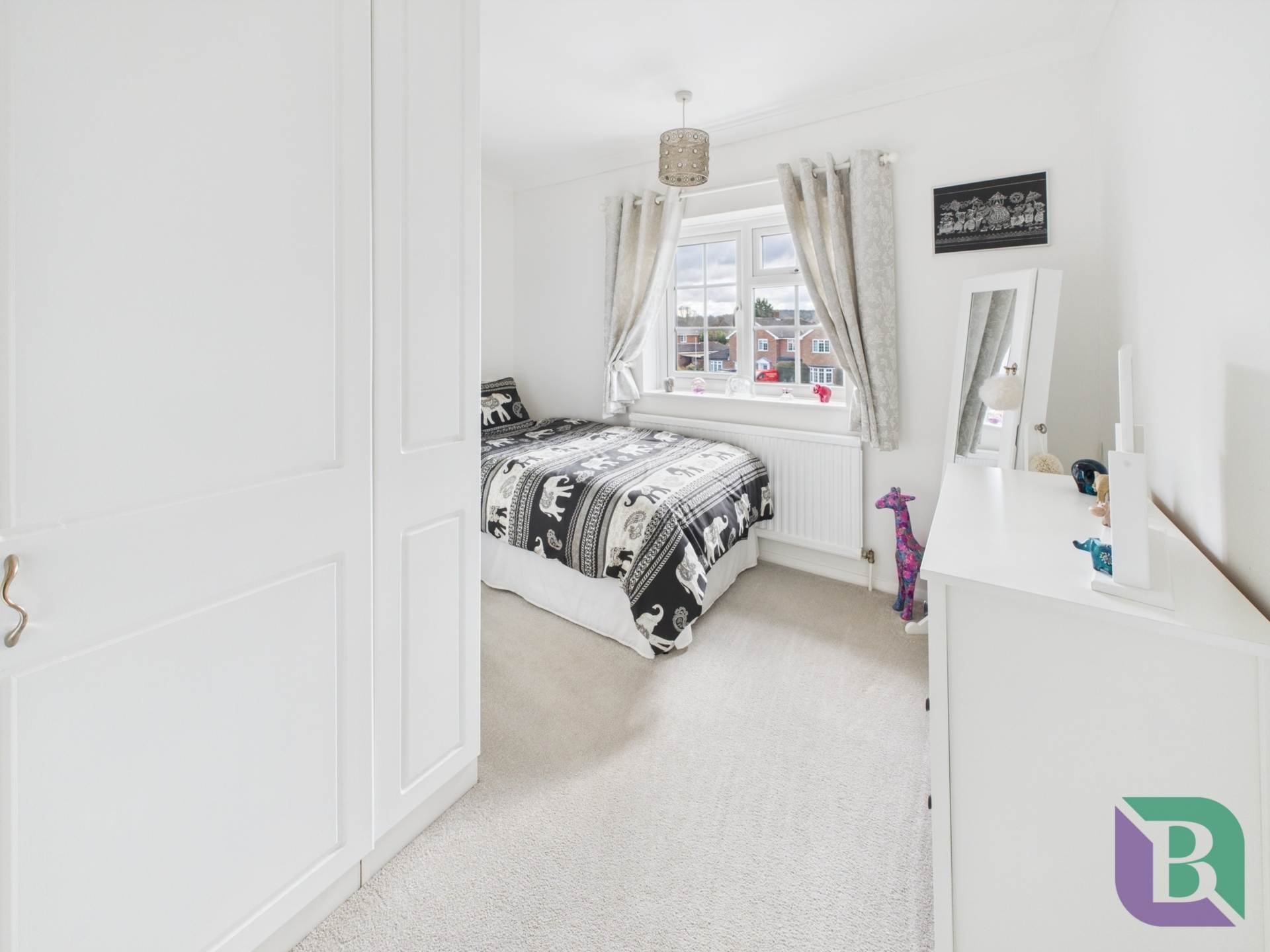 Tavistock Close, Woburn Sands, Image 19