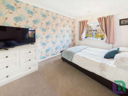 Tavistock Close, Woburn Sands, Image 17