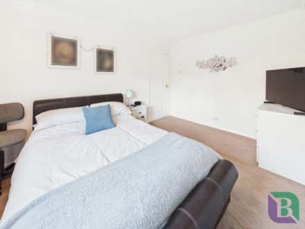 Tavistock Close, Woburn Sands, Image 18