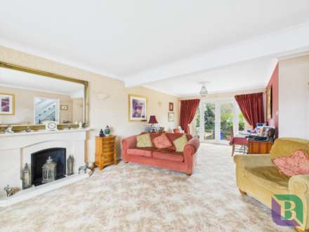 Tavistock Close, Woburn Sands, Image 3