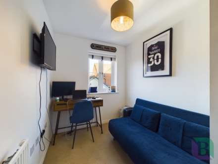 Drayhorse Crescent, Woburn Sands, Image 16