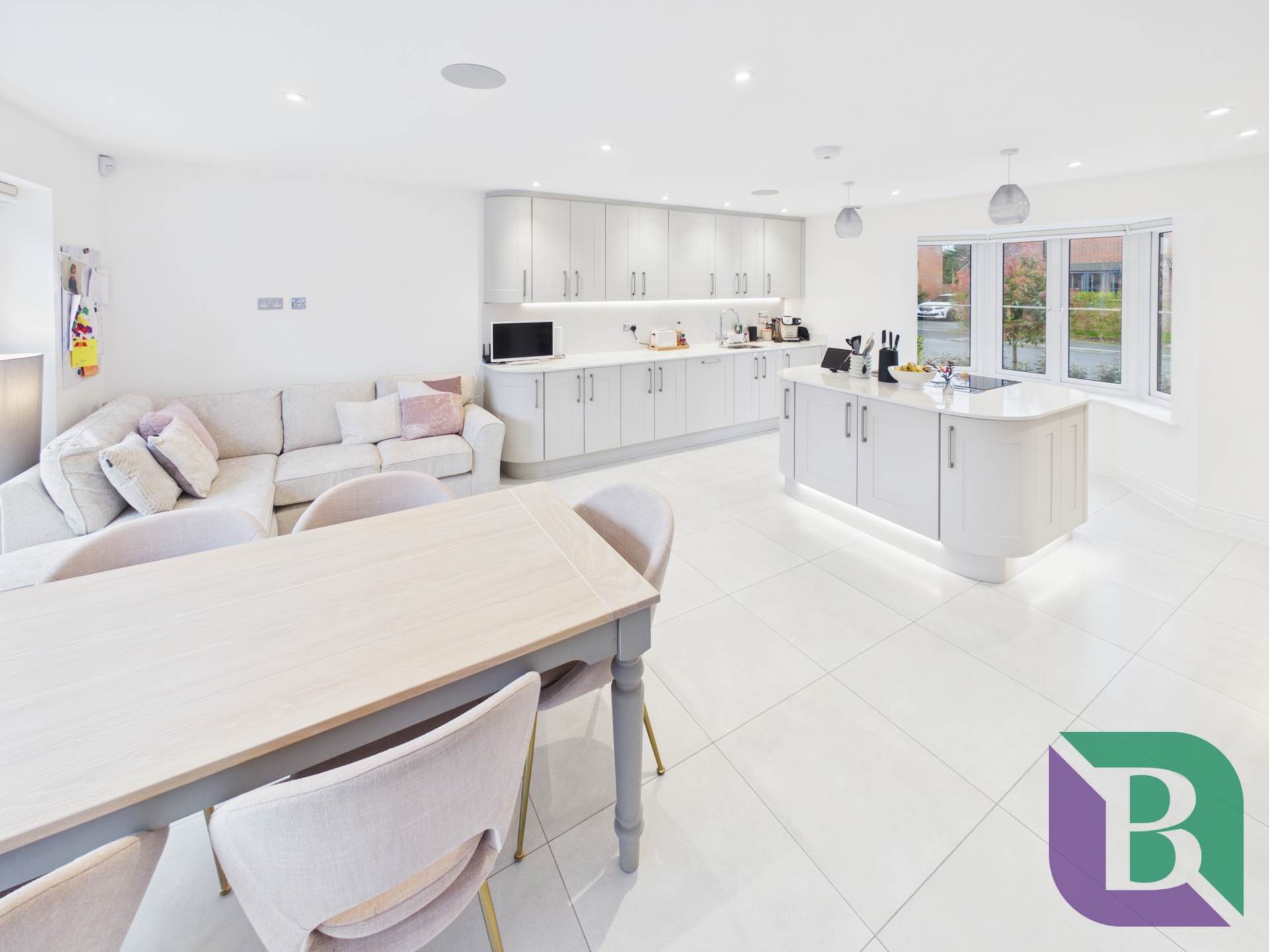 Menday Gardens, Milton Keynes, Image 2