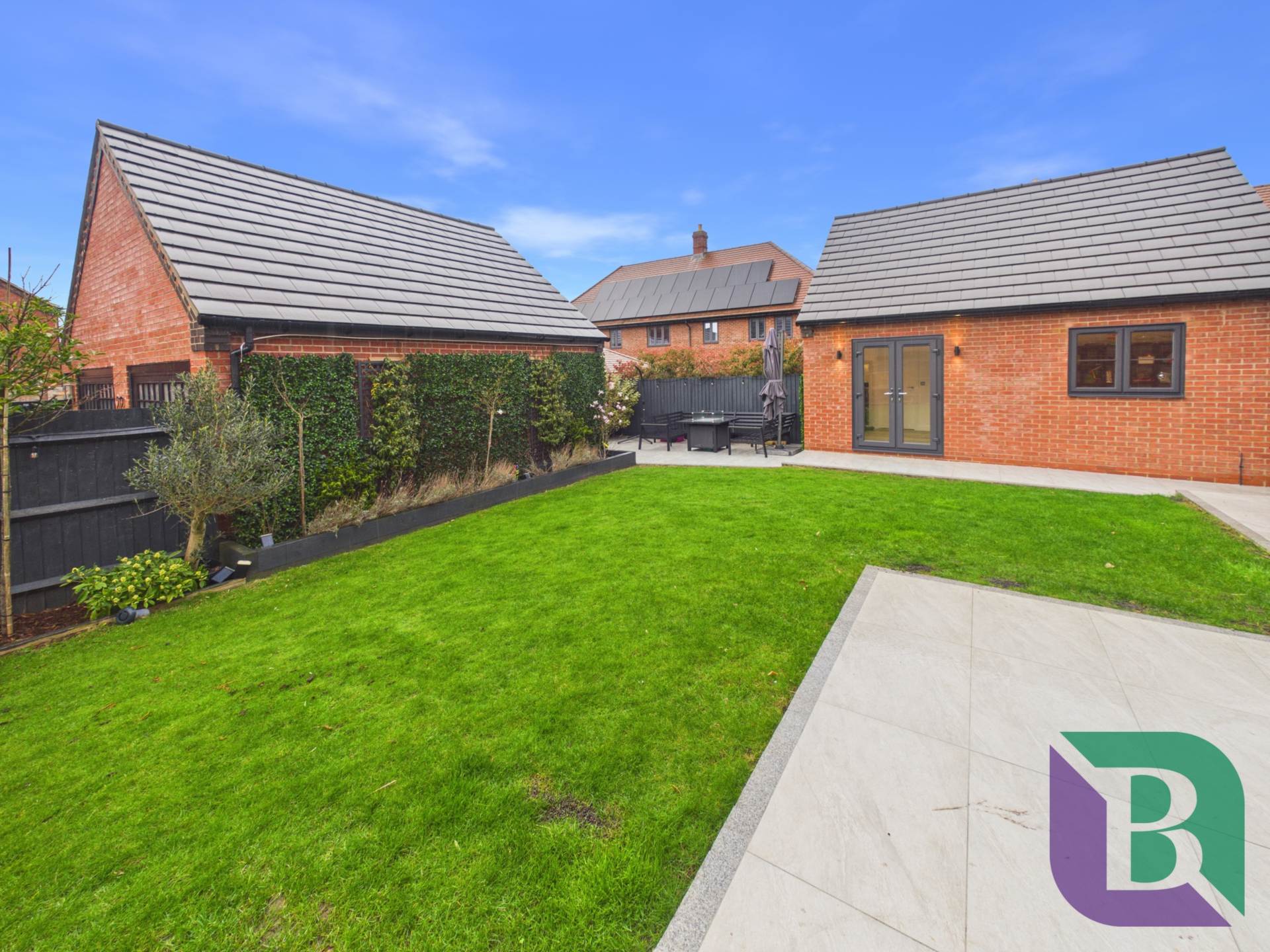 Menday Gardens, Milton Keynes, Image 20