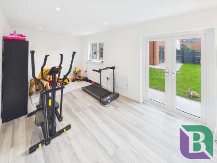 Menday Gardens, Milton Keynes, Image 19