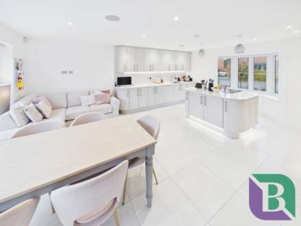 Menday Gardens, Milton Keynes, Image 2