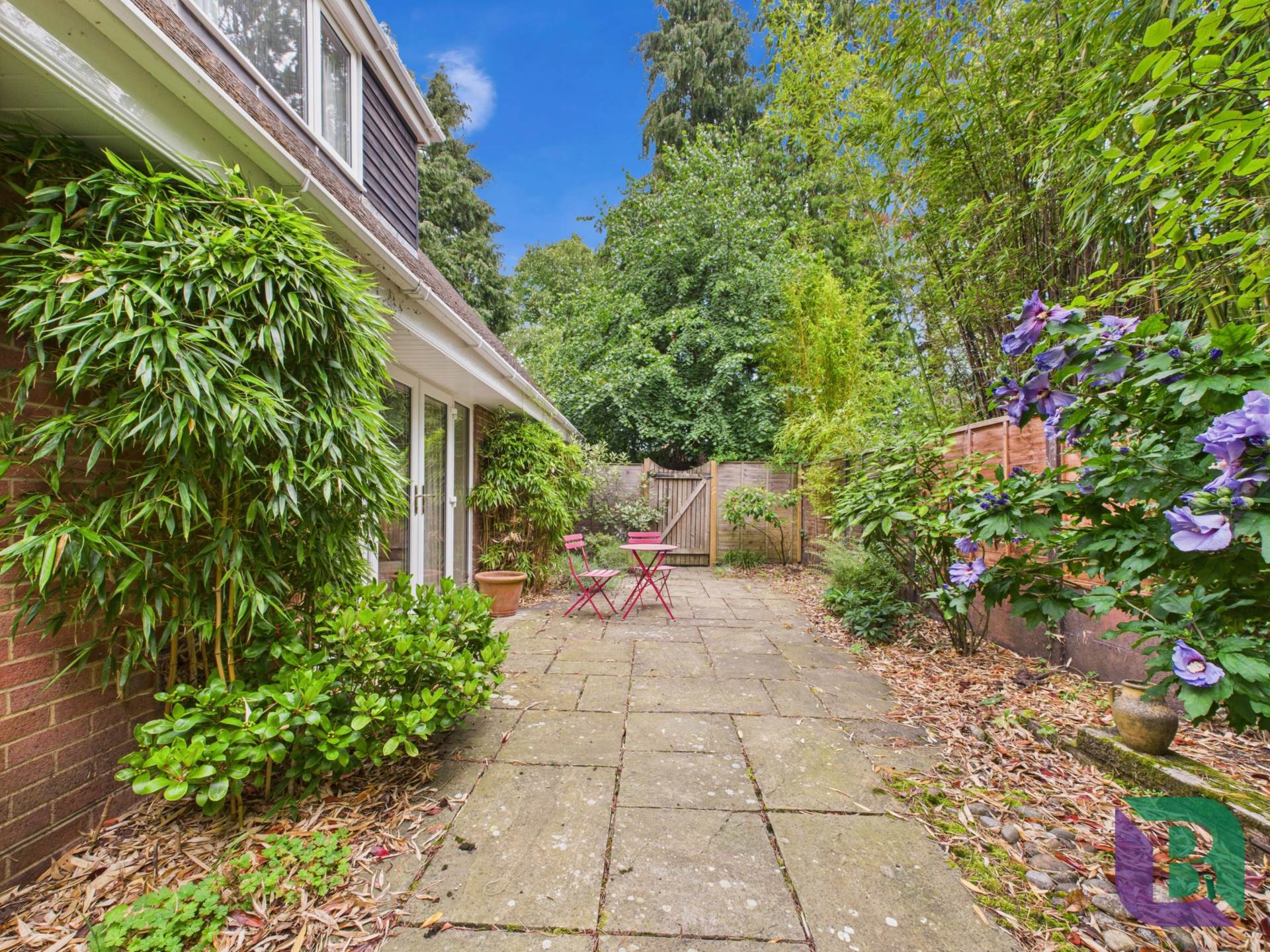 Church Road, Aspley Heath, Image 28