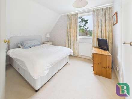 Church Road, Aspley Heath, Image 19
