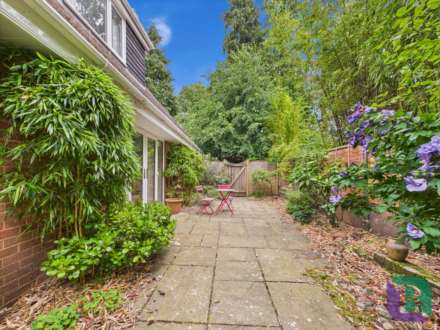 Church Road, Aspley Heath, Image 28